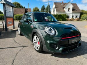 Fahrzeugabbildung MINI JOHN_COOPER_WORKS*LED*NAVI*AUTOMATIK*REBELGREEN*