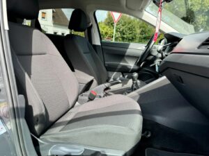 Fahrzeugabbildung Volkswagen Polo VI Comfortline*MFL*PDC*SZHZ*