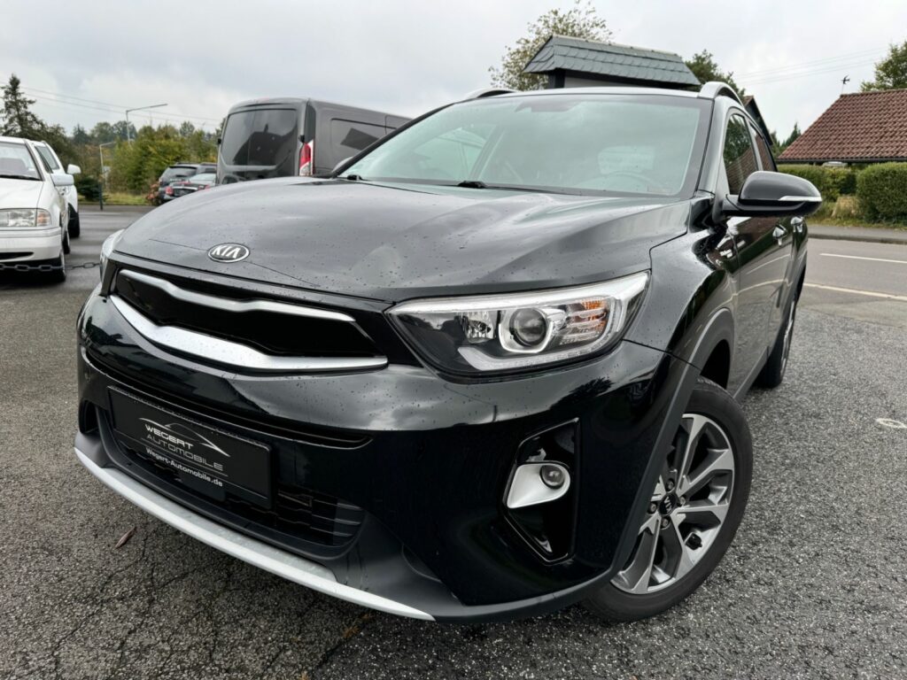 Kia Stonic Platinum Edition*NAVI*S-DACH*CAM*7-GANG*