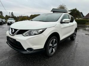 Fahrzeugabbildung Nissan Qashqai N-Vision 4x4* 1 HAND* 360°CAM*AHK*