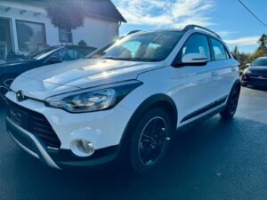 Fahrzeugabbildung Hyundai i20 Active Select*1.4* 101 PS