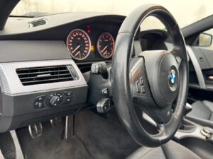 Fahrzeugabbildung BMW 530i xDrive*M-PAKET*HUD*STANDHEIZUNG*AHK*MASSAGE