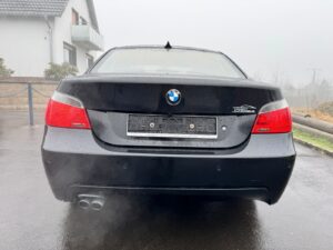 Fahrzeugabbildung BMW 530i xDrive*M-PAKET*HUD*STANDHEIZUNG*AHK*MASSAGE