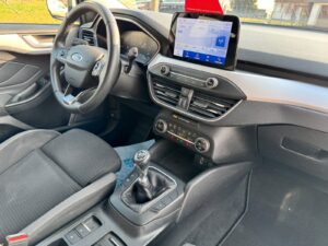 Fahrzeugabbildung Ford Focus Turnier Cool & Connect*LED*MWST*ACC*